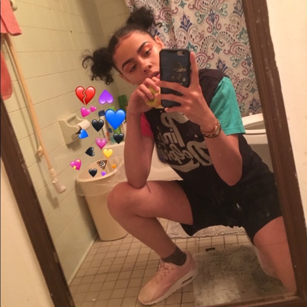 💙 Pink dolphin T-Shirt  💖